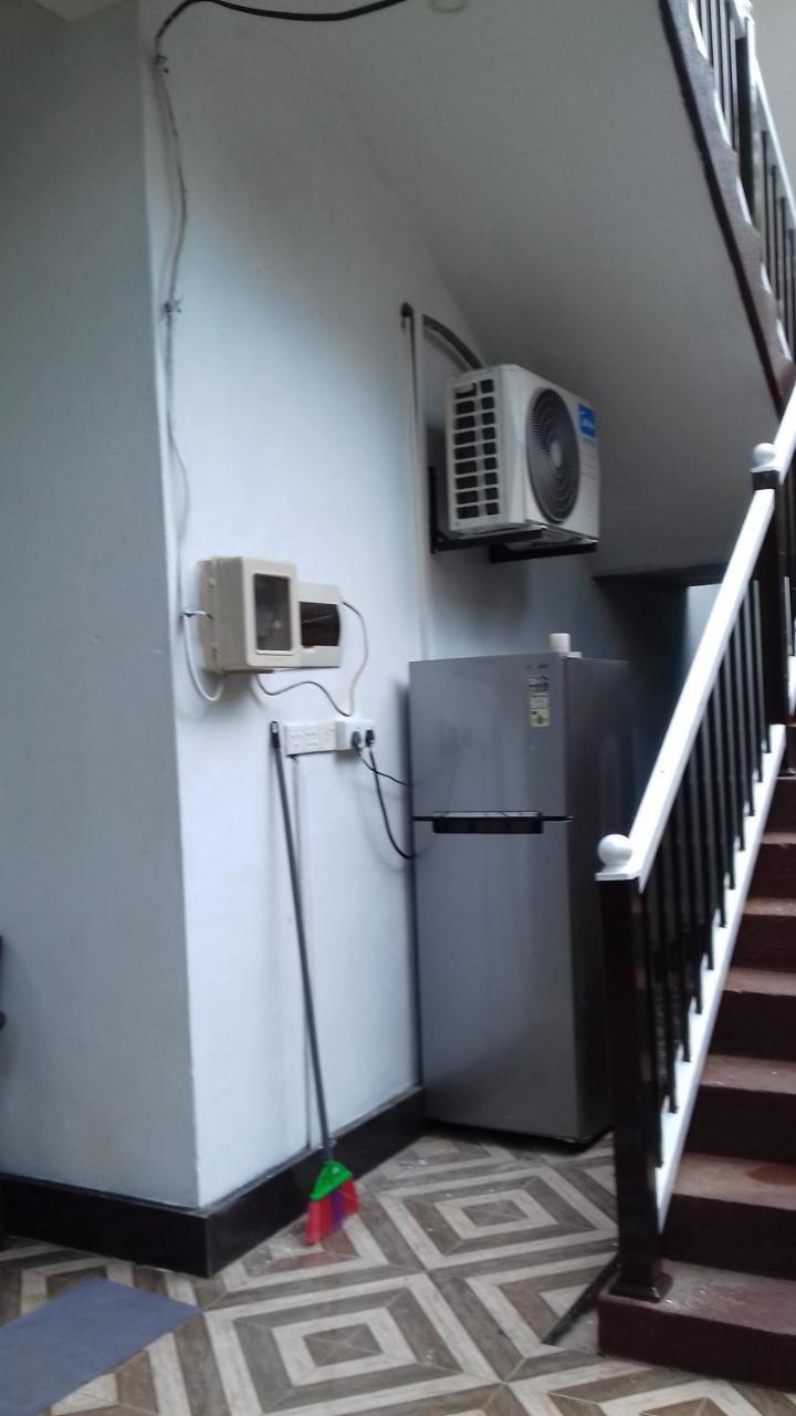 Rainbow Guest House Хикадува Екстериор снимка